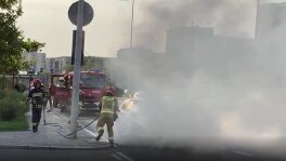 Pożar samochodu w Warszawie